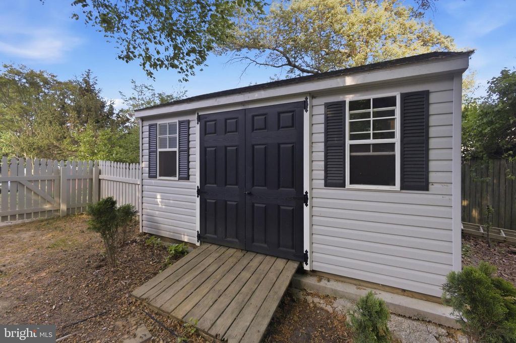 Image 43 of property listing at 13601 PENDLETON ST, Fort Washington, MD 20744