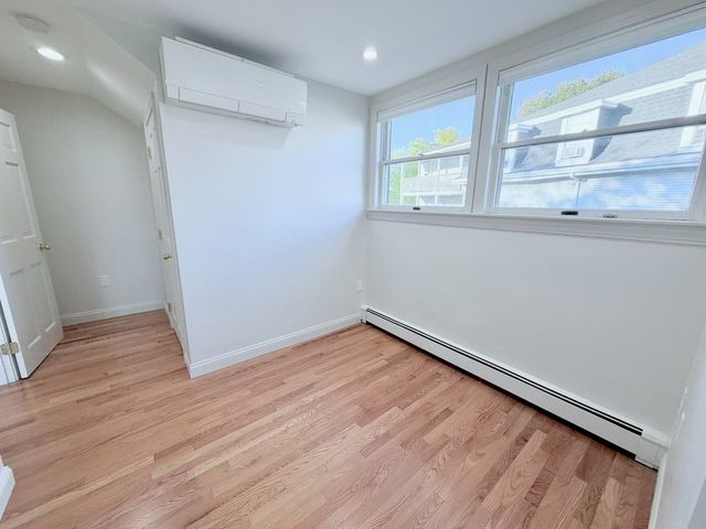 14 A Belmont St A, Somerville, MA 02143