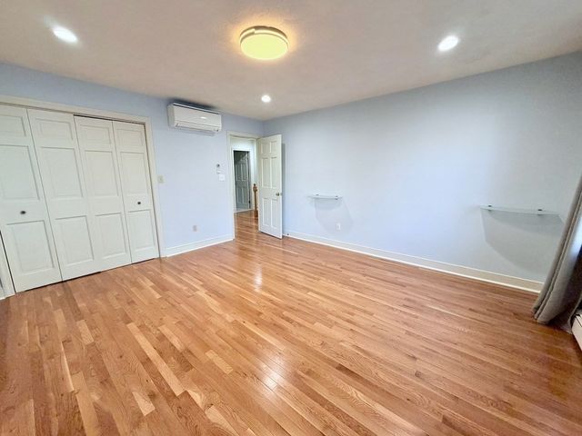 14 A Belmont St A, Somerville, MA 02143