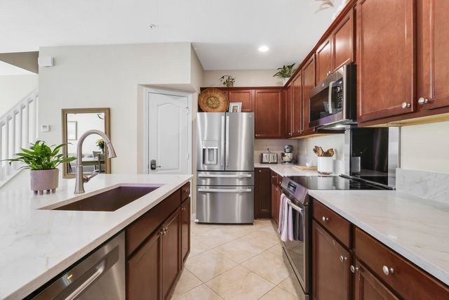 9504 SW MERLIN Court, Stuart, FL 34997
