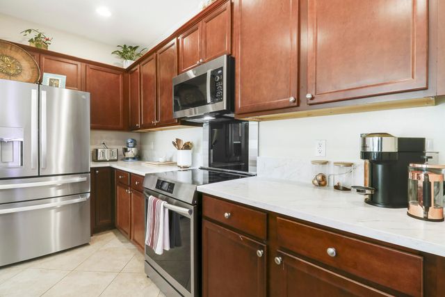 9504 SW MERLIN Court, Stuart, FL 34997
