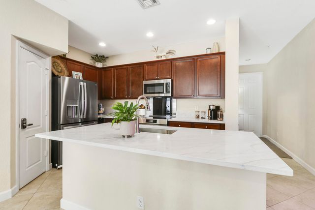 9504 SW MERLIN Court, Stuart, FL 34997