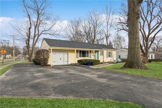 7201 Reeds Road, Overland Park, KS 66204