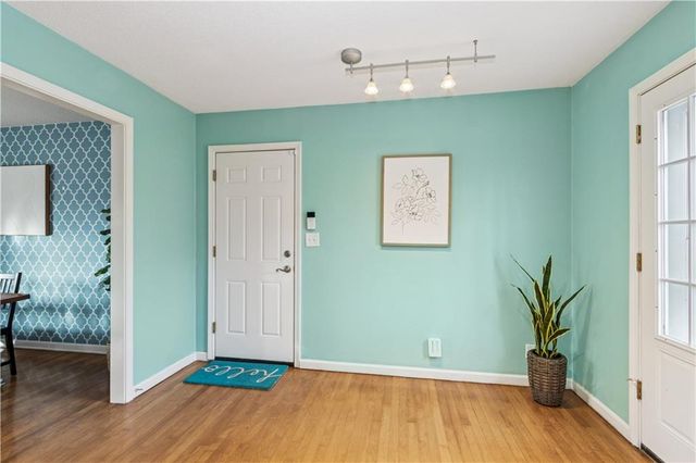 7201 Reeds Road, Overland Park, KS 66204