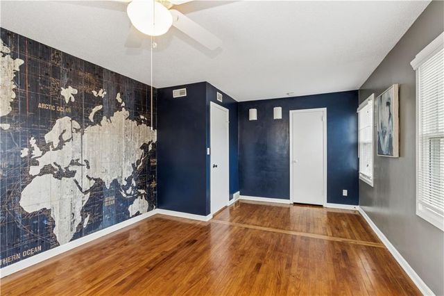 7201 Reeds Road, Overland Park, KS 66204