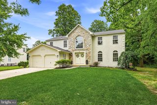 16 ARMITAGE CT, Sewell, NJ 08080
