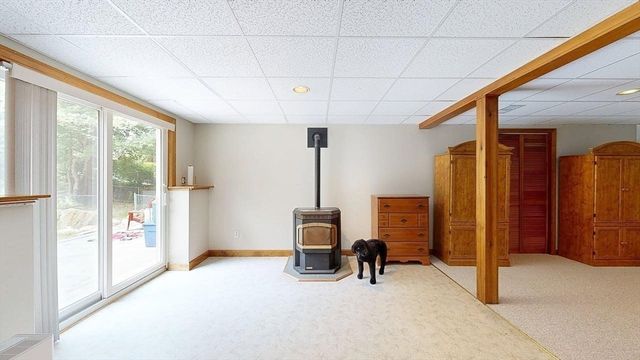 93 Franklin St, Douglas, MA 01516
