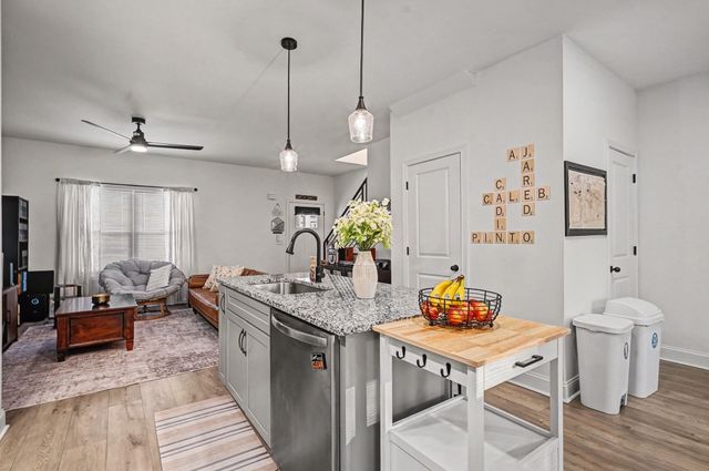 502 Poston St, Clarksville, TN 37040