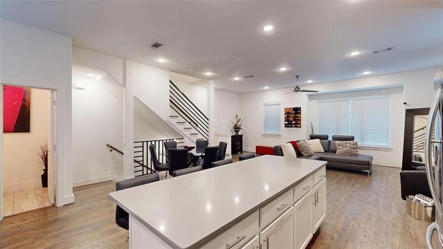 5811 Bryan Parkway 10, Dallas, TX 75206