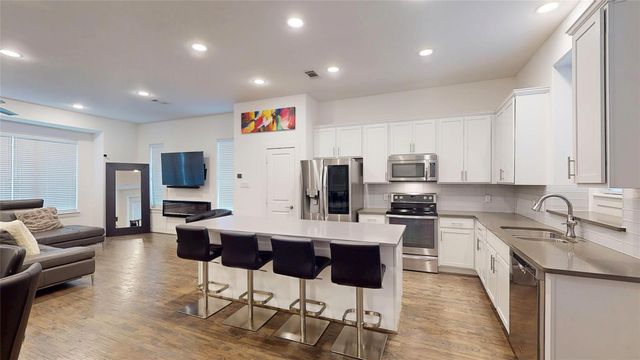 5811 Bryan Parkway 10, Dallas, TX 75206