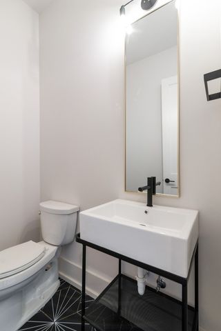 1009 Garfield St, Nashville, TN 37208