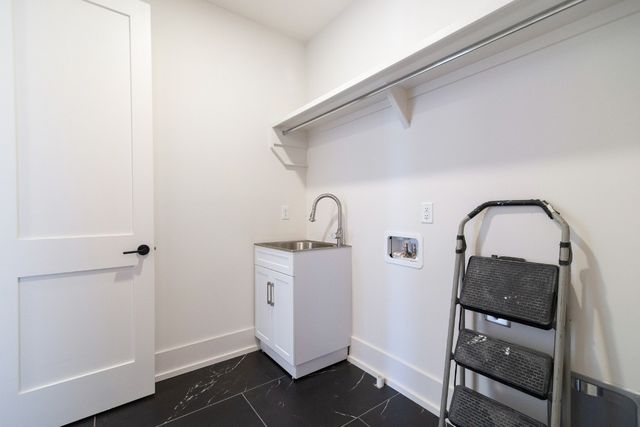 1009 Garfield St, Nashville, TN 37208