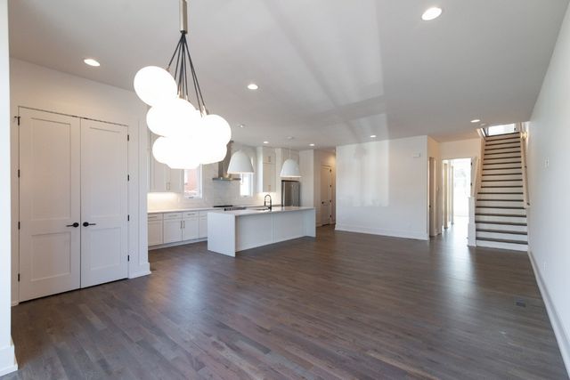 1009 Garfield St, Nashville, TN 37208