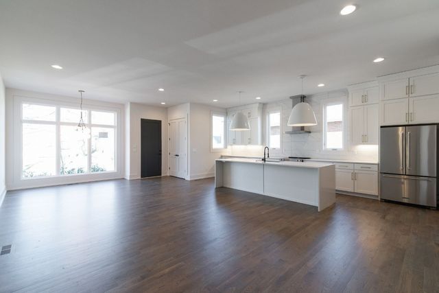 1009 Garfield St, Nashville, TN 37208