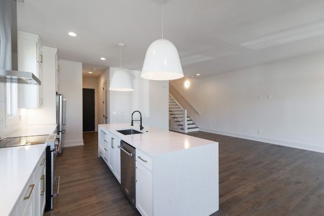 1009 Garfield St, Nashville, TN 37208