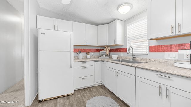 301 S SIGNAL BUTTE Road 51, Apache Junction, AZ 85120