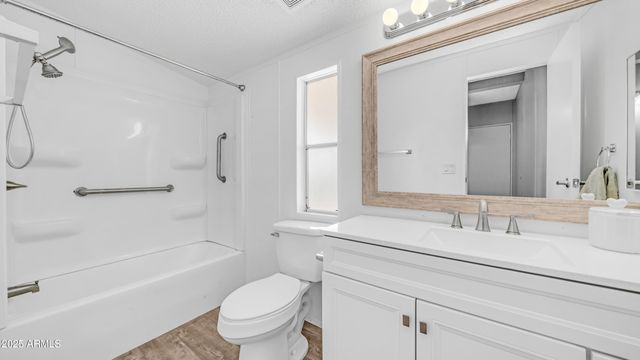 301 S SIGNAL BUTTE Road 51, Apache Junction, AZ 85120