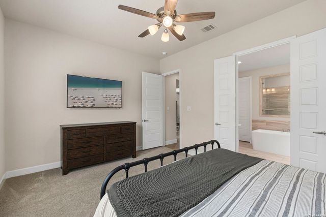 1873 Luna Street, New Braunfels, TX 78132