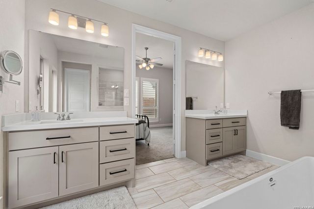 1873 Luna Street, New Braunfels, TX 78132