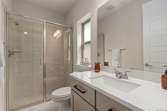 1873 Luna Street, New Braunfels, TX 78132