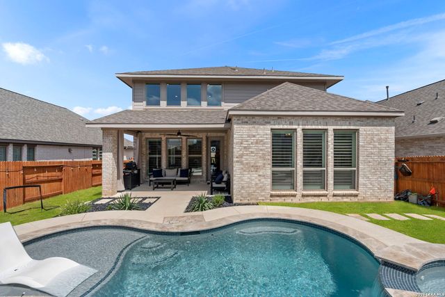 1873 Luna Street, New Braunfels, TX 78132