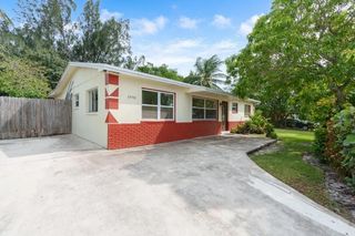 1498 NW 1st Street, Boynton Beach, FL 33435