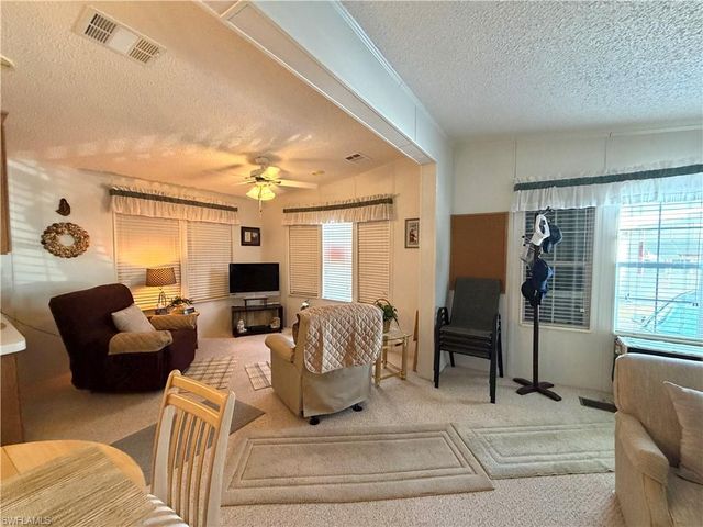 4621 Liberty LN E, Estero, FL 33928