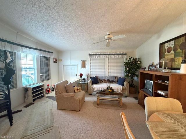 4621 Liberty LN E, Estero, FL 33928