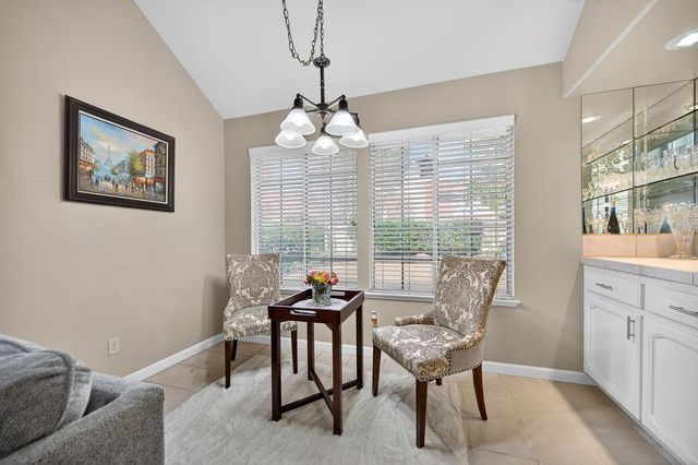 111 Cool Springs Ct, Folsom, CA 95630