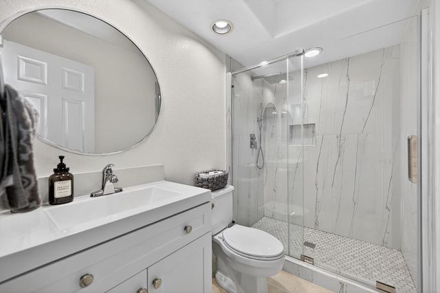 111 Cool Springs Ct, Folsom, CA 95630