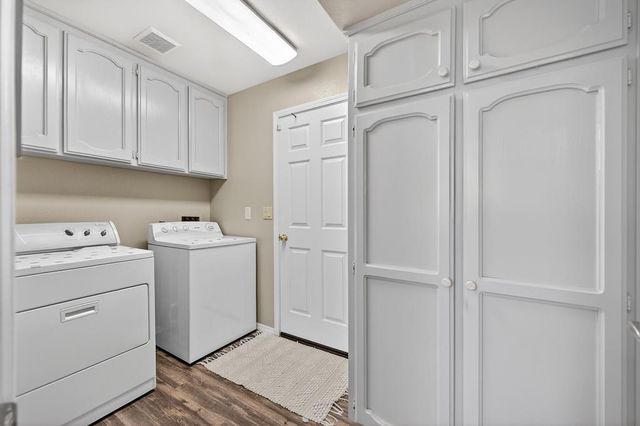 111 Cool Springs Ct, Folsom, CA 95630