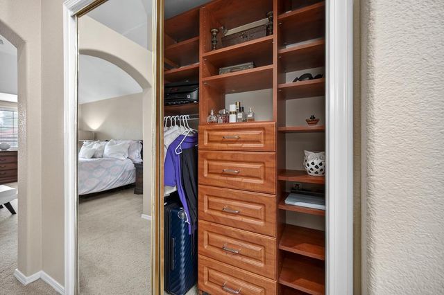 111 Cool Springs Ct, Folsom, CA 95630