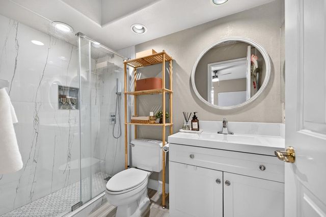 111 Cool Springs Ct, Folsom, CA 95630