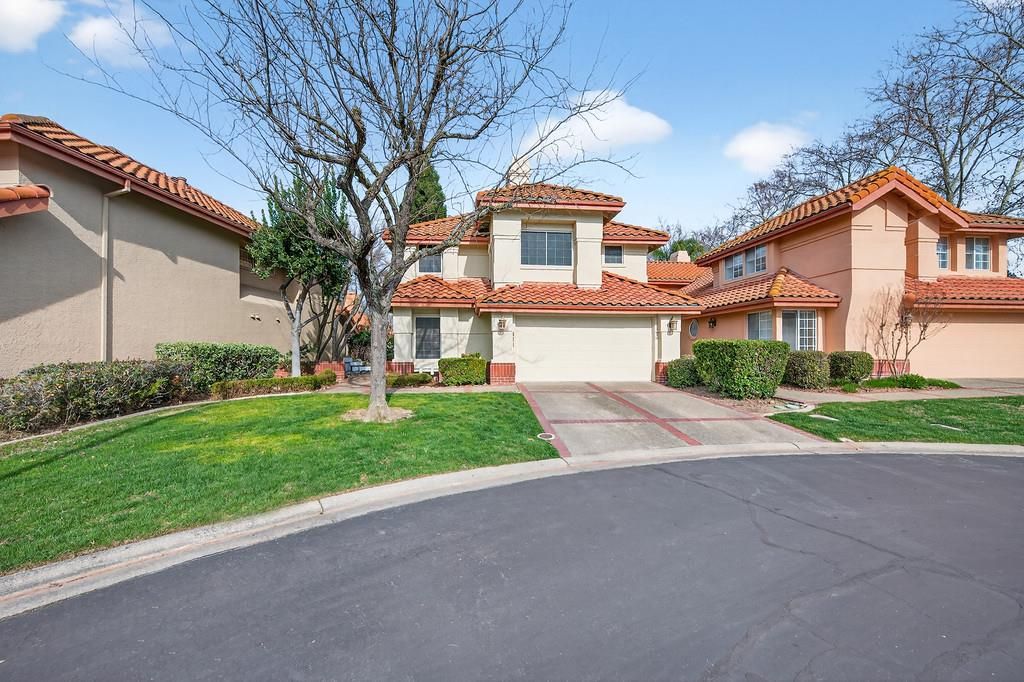 111 Cool Springs Ct, Folsom, CA 95630