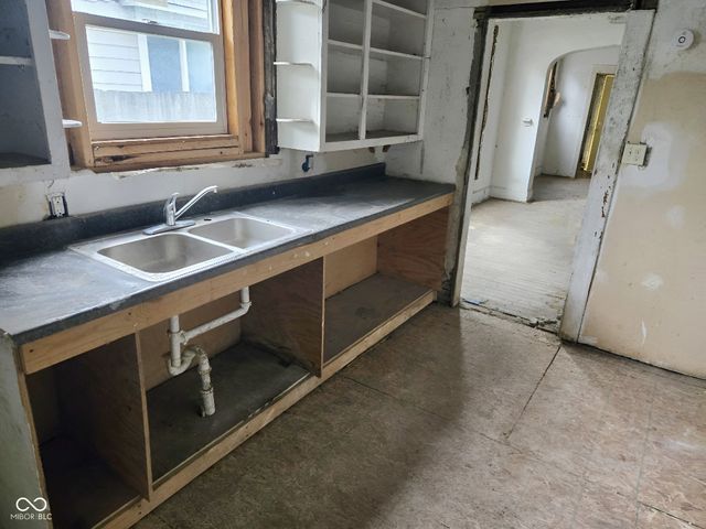 2146 Singleton Street, Indianapolis, IN 46203