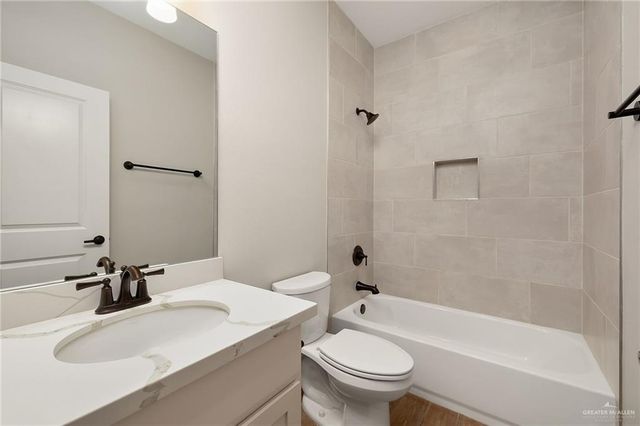 1403 E Sonador Drive, Edinburg, TX 78542