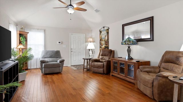 31702 Ironwood Drive, Waller, TX 77484