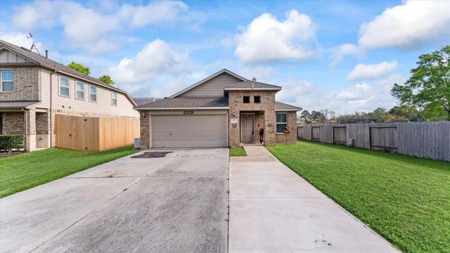 31702 Ironwood Drive, Waller, TX 77484