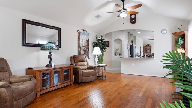 31702 Ironwood Drive, Waller, TX 77484