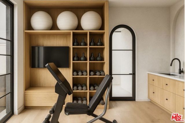 11912 Charnock Road, Los Angeles, CA 90066