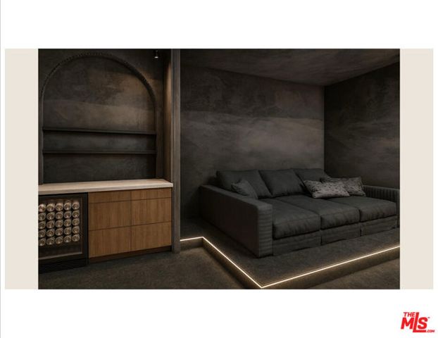 11912 Charnock Road, Los Angeles, CA 90066