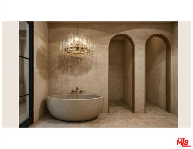 11912 Charnock Road, Los Angeles, CA 90066