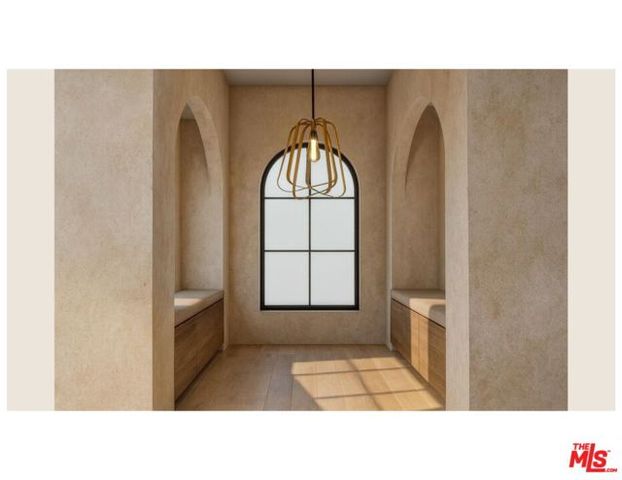 11912 Charnock Road, Los Angeles, CA 90066