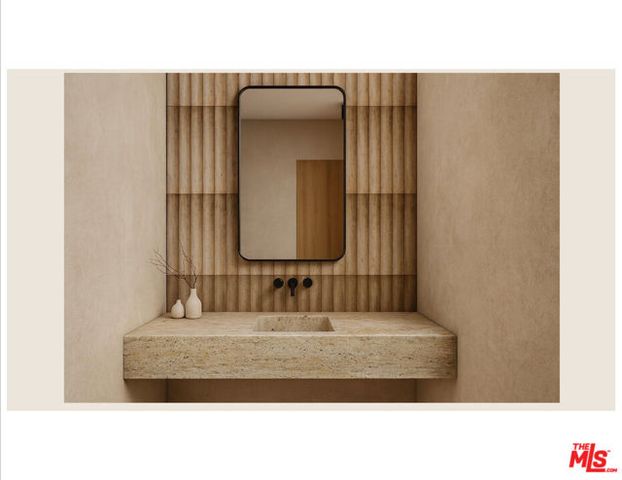 11912 Charnock Road, Los Angeles, CA 90066