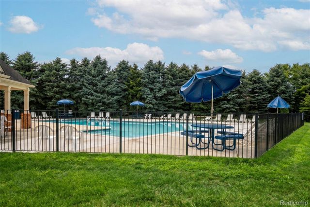 9889 High Meadow Drive, Superior Charter Township, MI 48198