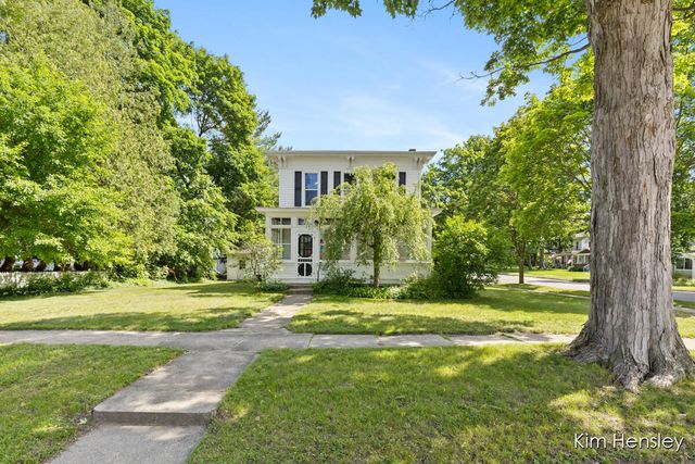 602 S Franklin Street, Greenville, MI 48838