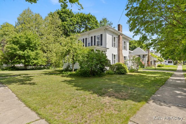 602 S Franklin Street, Greenville, MI 48838