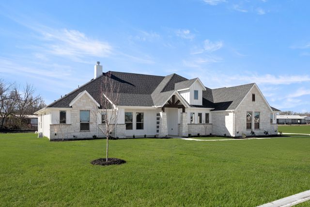 2340 Oak Knoll Drive, Palmer, TX 75152