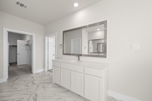 2340 Oak Knoll Drive, Palmer, TX 75152