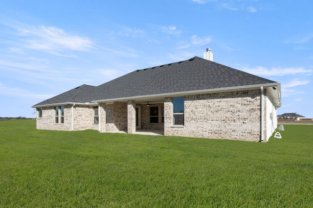 2340 Oak Knoll Drive, Palmer, TX 75152